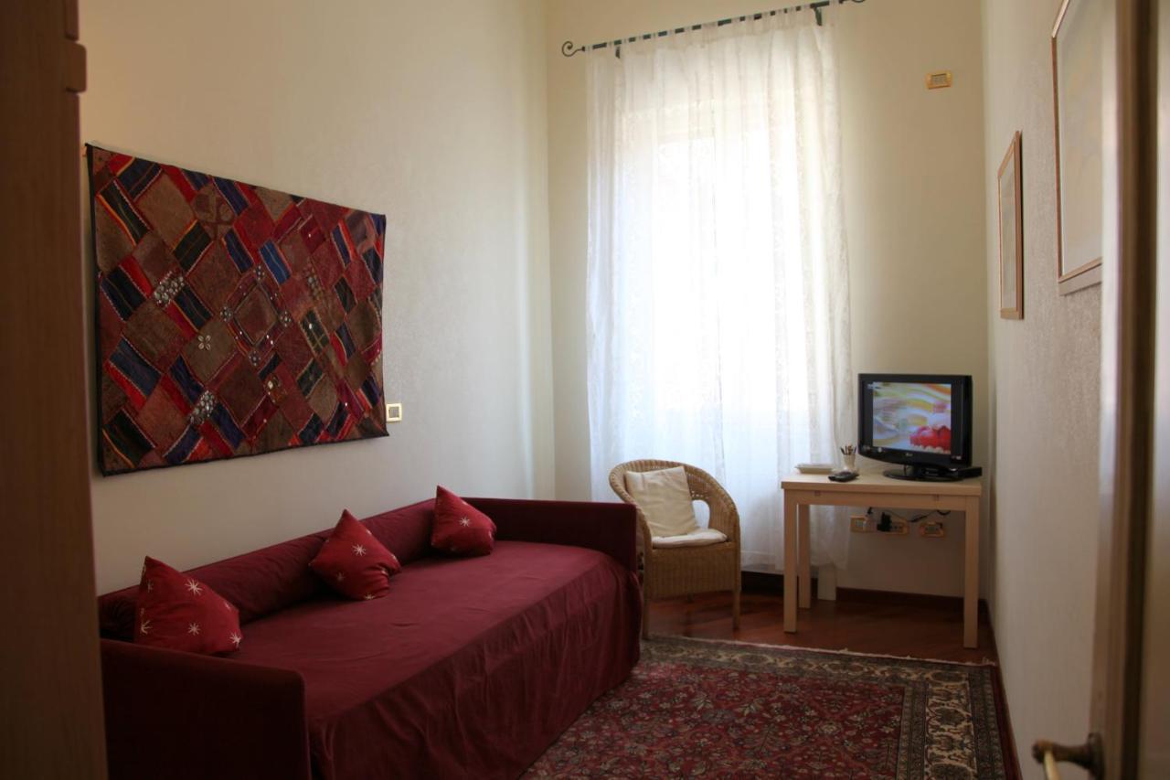 Apartment Spanish Steps With Panoramic Roof-Terrace โรม ภายนอก รูปภาพ